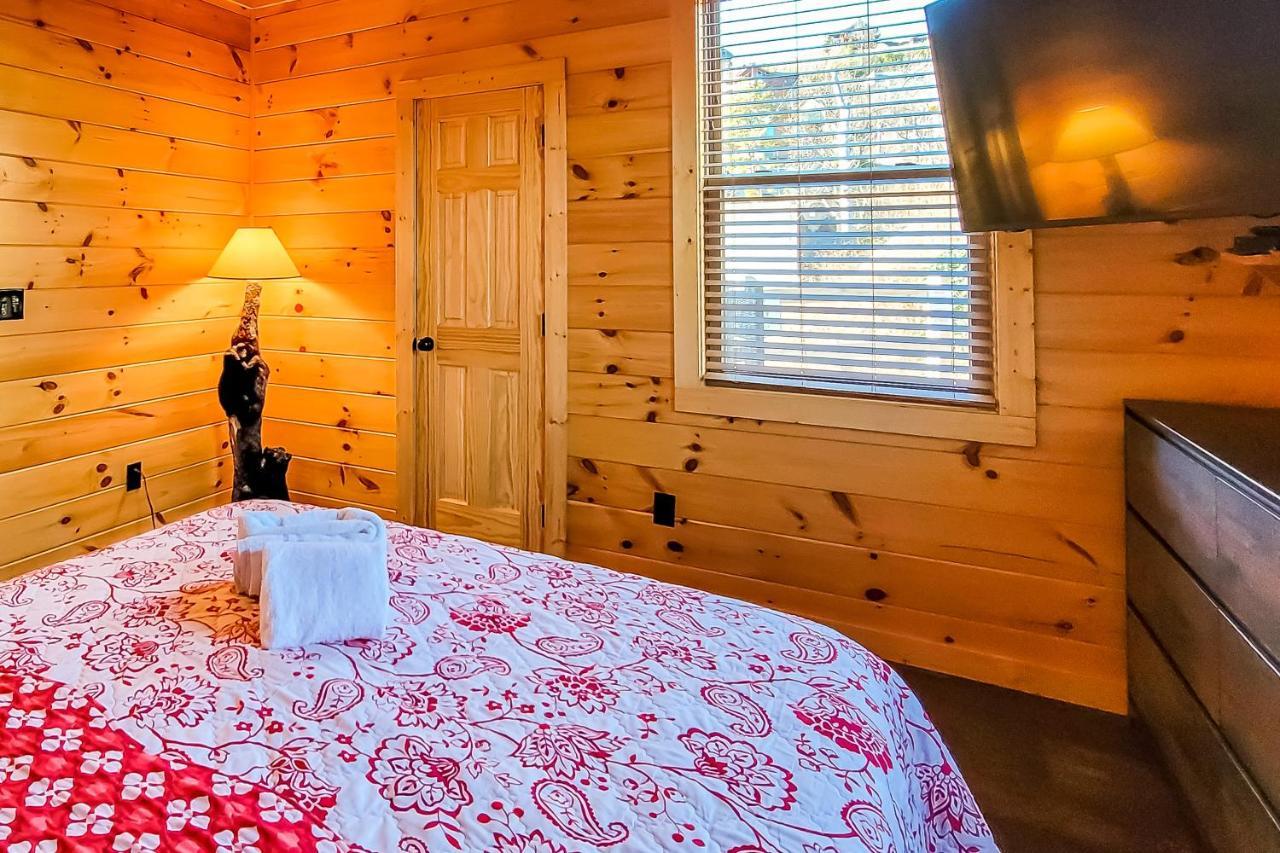 3 Lazy Bears Chalet Gatlinburg Exteriör bild