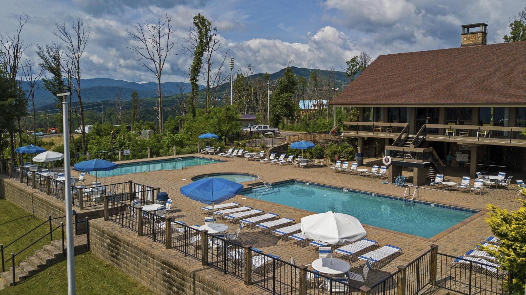 3 Lazy Bears Chalet Gatlinburg Exteriör bild